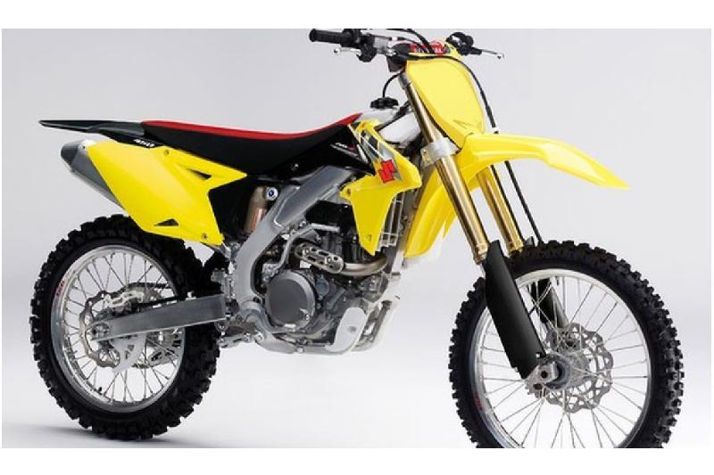 1:6 MOTO SUZUKI RM-Z450 2014
