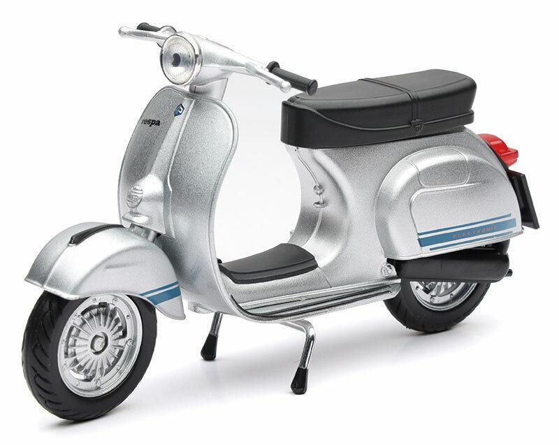 1:12 MOTO VESPA 125 PRIMAVERA ET3